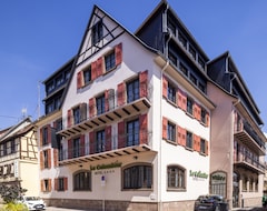 Khách sạn Hotel Le Colombier (Obernai, Pháp)