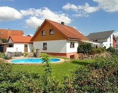 Toàn bộ căn nhà/căn hộ Apartment With Large Garden In A Quiet Outskirts Of Neufra (Neufra, Đức)