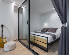 Hotel Cosy Home (Antibes, France)