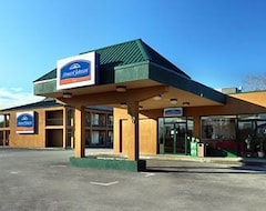 Khách sạn Howard Johnson Inn Roanoke Airport (Roanoke, Hoa Kỳ)