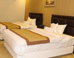 Hotel Rachna Pearl (Gujranwala, Pakistan)
