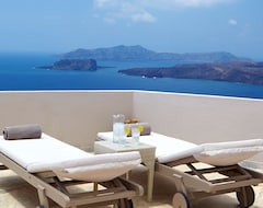 Hotel Grand View (Megalochori, Greece)