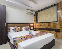 Otel FabExpress National Residency chembur (Bombay, Hindistan)