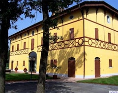 Hotelli Corte Degli Estensi (Formigine, Italia)