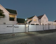 Bed & Breakfast Millard Crescent Guest House (Summerstrand, Nam Phi)