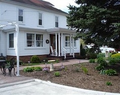 Hotel The Orchard Bed & Breakfast (New Martinsville, USA)