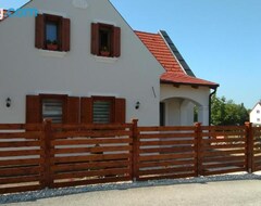 Toàn bộ căn nhà/căn hộ Annapartman (Badacsonytomaj, Hungary)