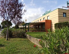 Khách sạn Cavaliere Park (Altopascio, Ý)
