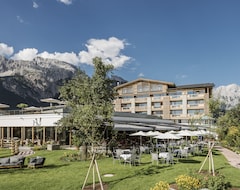 Hotel Alpenresort Schwarz (Mieming, Austria)