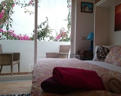 Bed & Breakfast Zenit Guest House (Olhão, Portugal)