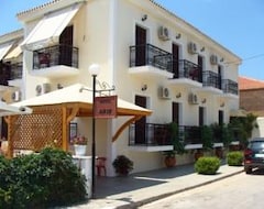 Hotel Aris (Methoni, Greece)