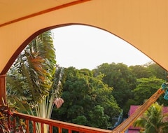 Khách sạn MANURII Garden (Útila, Honduras)