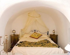 Otel Heliophos Boutique Caves (Oia, Yunanistan)