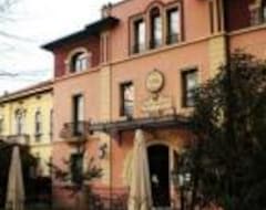 Khách sạn Villa Regina Margherita (Rovigo, Ý)
