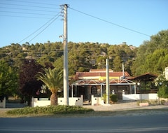 Căn hộ có phục vụ Koviou Holiday Village (Nikiti, Hy Lạp)