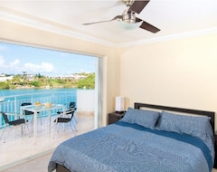 Khách sạn Oyster Bay Beach Resort (Oyster Pond, Sint Maarten)