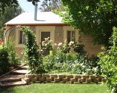 Hotel Riesling Trail And Clare Valley Cottages (Clare, Australia)