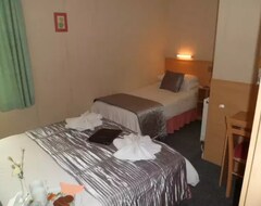 Hotel Guesthouse The Avenue (Blackpool, Reino Unido)