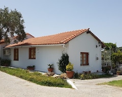Căn hộ có phục vụ Georgia House (Skiathos Town, Hy Lạp)