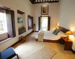 Hotel Shunya Noi Varo Villa (Velha Goa, India)
