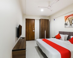 Hotel Oyo 60110 La Victoria 2 (Surat, India)