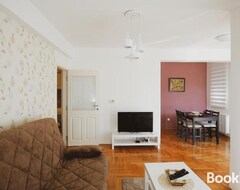 Hele huset/lejligheden Apartman 4, Sindeliceva 40 (Gornji Milanovac, Serbien)