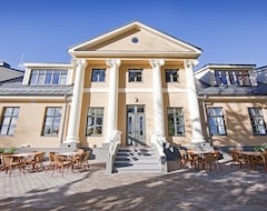 Khách sạn Skrunda Manor (Skrunda, Latvia)