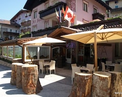 Khách sạn Hotel Alt Spaur (Spormaggiore, Ý)