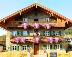 Hotel Schneiderwirt (Nußdorf am Inn, Njemačka)