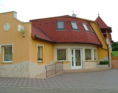 Gæstehus Margareta Apartman Es Udulohaz (Bogács, Ungarn)