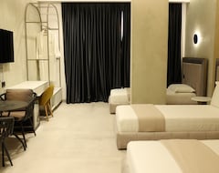 Hotel Comfort Suites (Golem, Albanien)