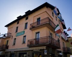 Hotel B&B Edelweiss (Castione della Presolana, Italy)