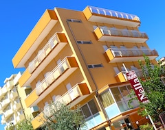 Hotel Nella (Rimini, Italien)