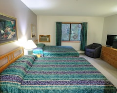 Cedarbrook Two Double Bed Standard Hotel Room 219 (Killington, Sjedinjene Američke Države)