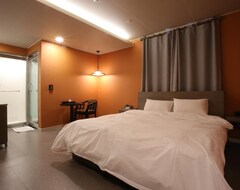 Khách sạn A7 (Suwon, Hàn Quốc)