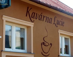 Nhà trọ Kavarna Lucie S Ubytovanim (Terlicko, Cộng hòa Séc)
