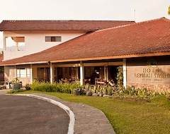 Khách sạn Hotel Lembah Sarimas (Subang, Indonesia)