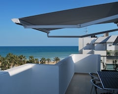 Casa/apartamento entero New Penthouse In Beautiful Beach Front. Free Wifi And Pool (Peñíscola, España)