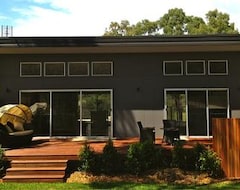 Koko talo/asunto Deja Vu Estate (Pokolbin, Australia)