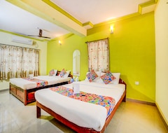 Hotel FabExpress Purushottam Residency Beachfront Calangute (Calangute, Indija)