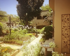 Hotel Dunton Guest House (Rivonia, South Africa)