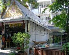 Hotel Cafe Ice Residences (Bangkok, Thailand)