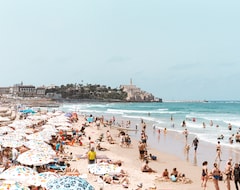Wom Beach By Brown Hotels (Tel Aviv, Izrael)