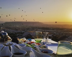 Khách sạn Eyes Of Cappadocia Cave Hotel (Uçhisar, Thổ Nhĩ Kỳ)