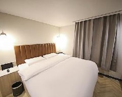 25 Hotel Uiwang (Uiwang, Južna Koreja)