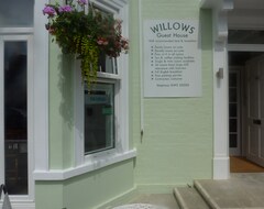 Otel Willows Guest House (Great Yarmouth, Birleşik Krallık)