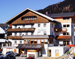 Hotel Pension Oswalderhof (Obertilliach, Austria)