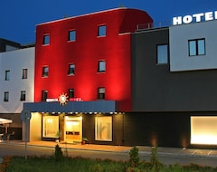 Hotel Finix (Sandanski, Bulgaria)