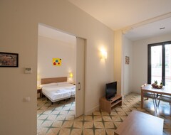 Khách sạn Sunny Flats (Barcelona, Tây Ban Nha)