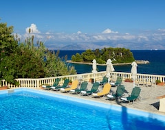 Hotel Pontikonisi (Perama, Greece)
